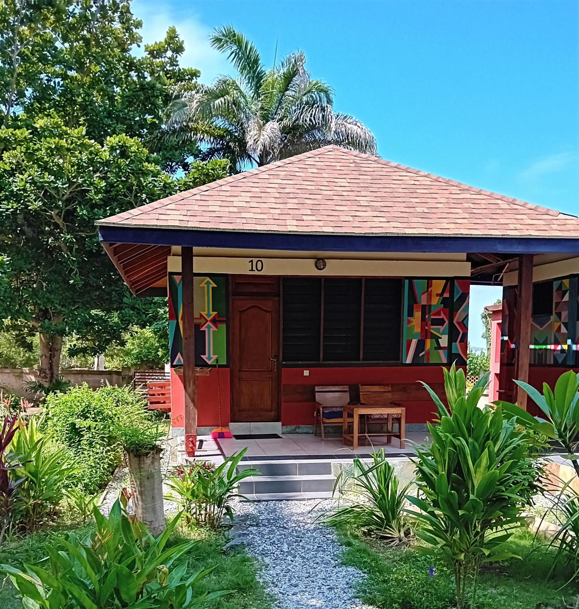 Ko-Sa Beach Resort Ltd Ampeni Exterior foto
