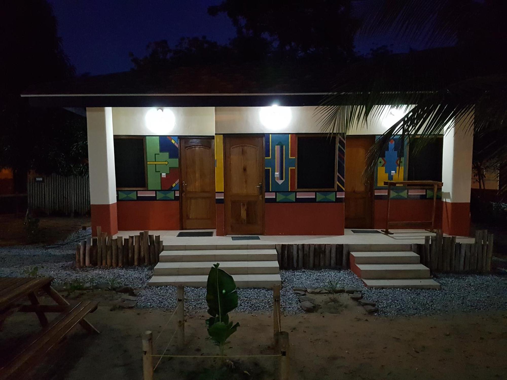 Ko-Sa Beach Resort Ltd Ampeni Exterior foto