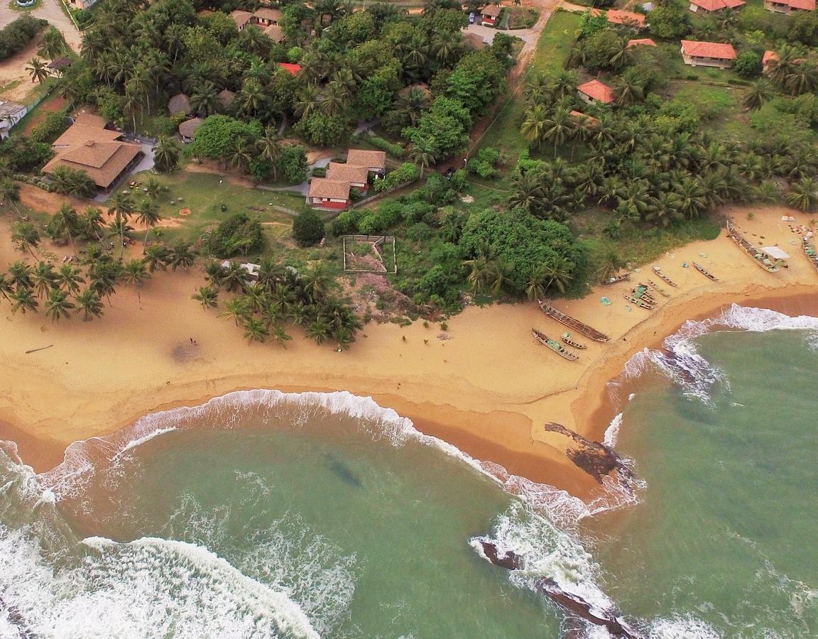 Ko-Sa Beach Resort Ltd Ampeni Exterior foto